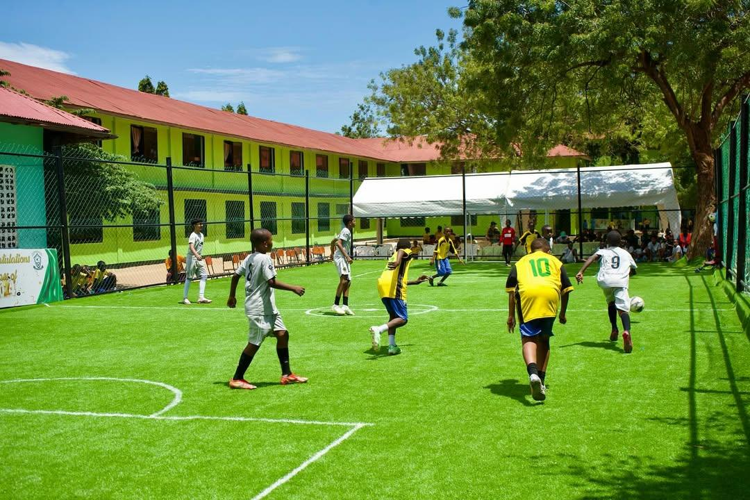 Michezo w mpira wa Miguu