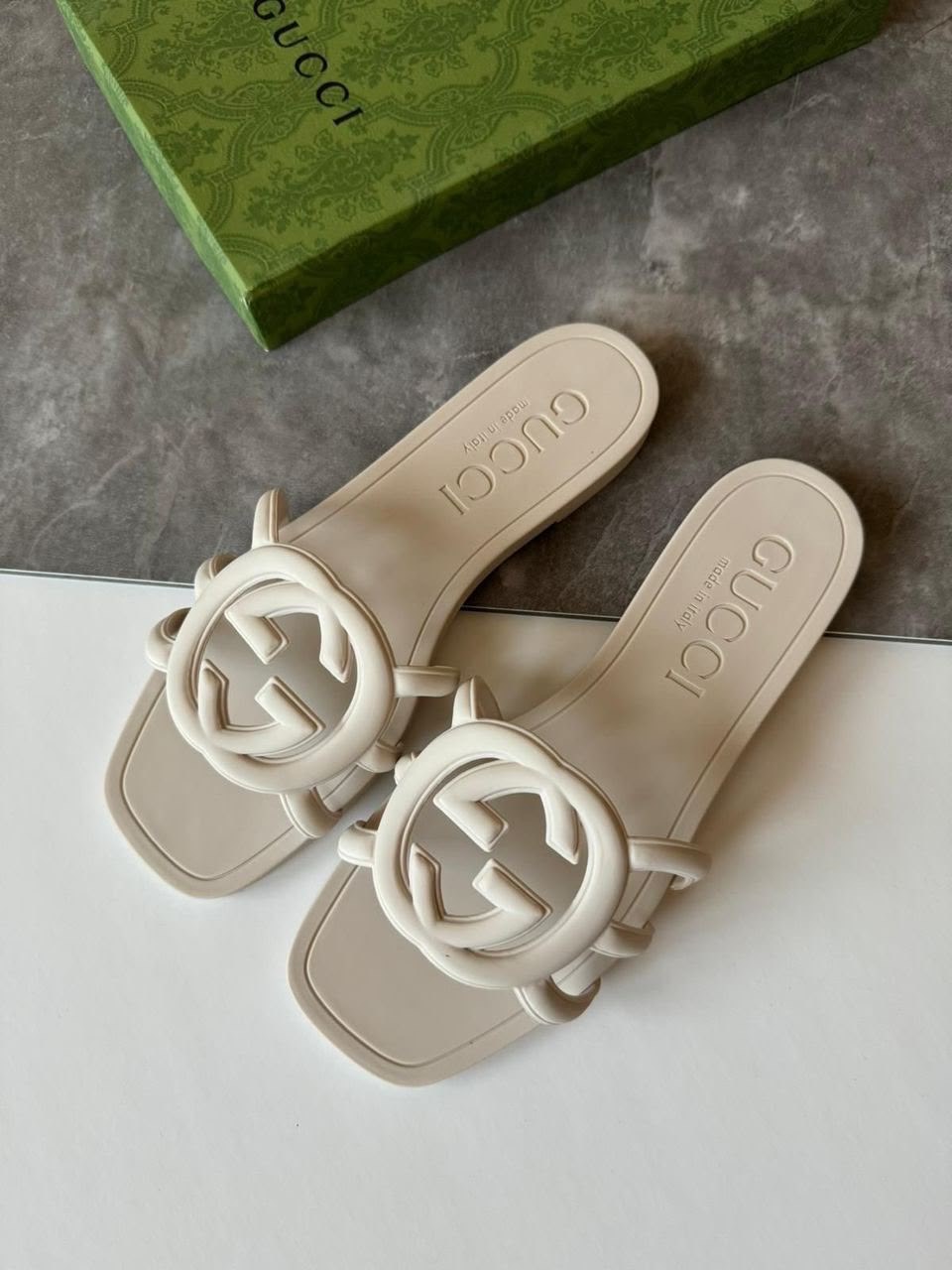 gucci slippers