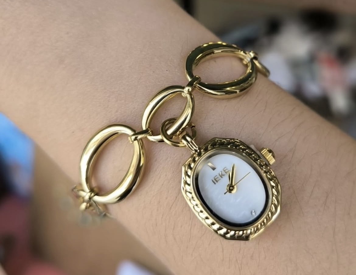 ieke charm watch