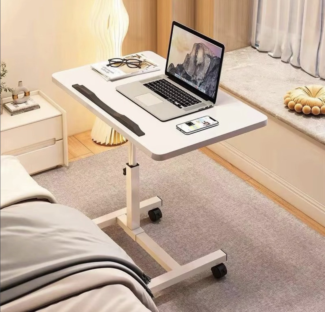 Adjustable laptop stand