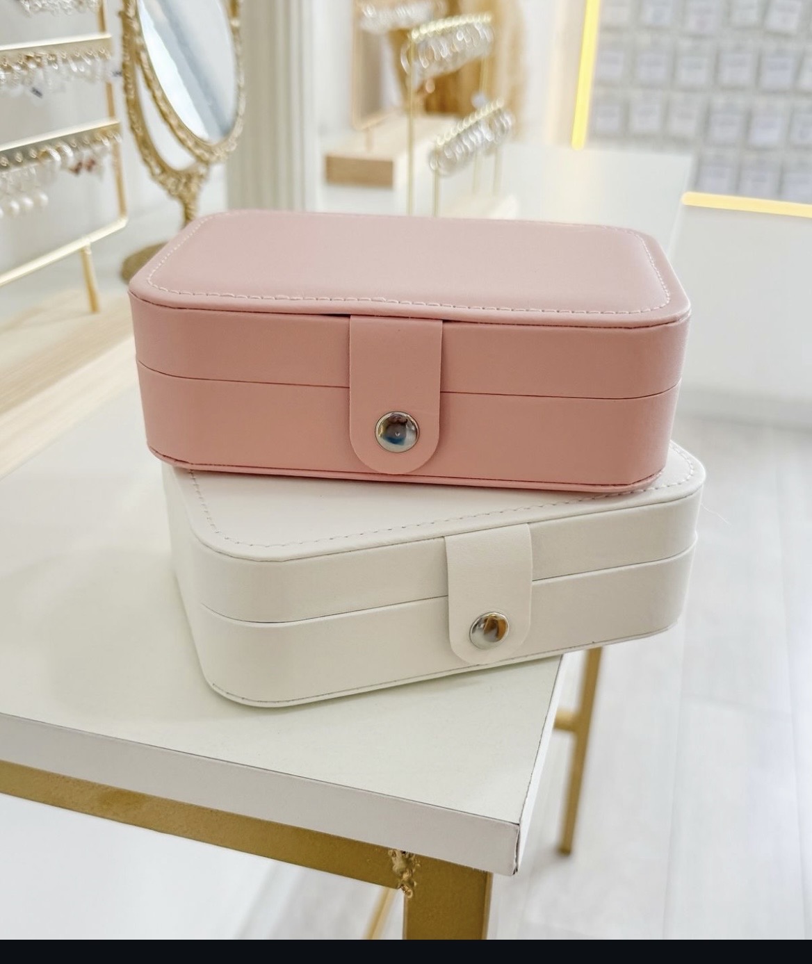 jewelry box